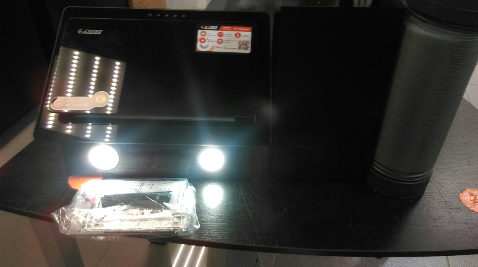 Вытяжка кухонная EXITEQ EX-1025 черный Уценка  С005287. Фото N3