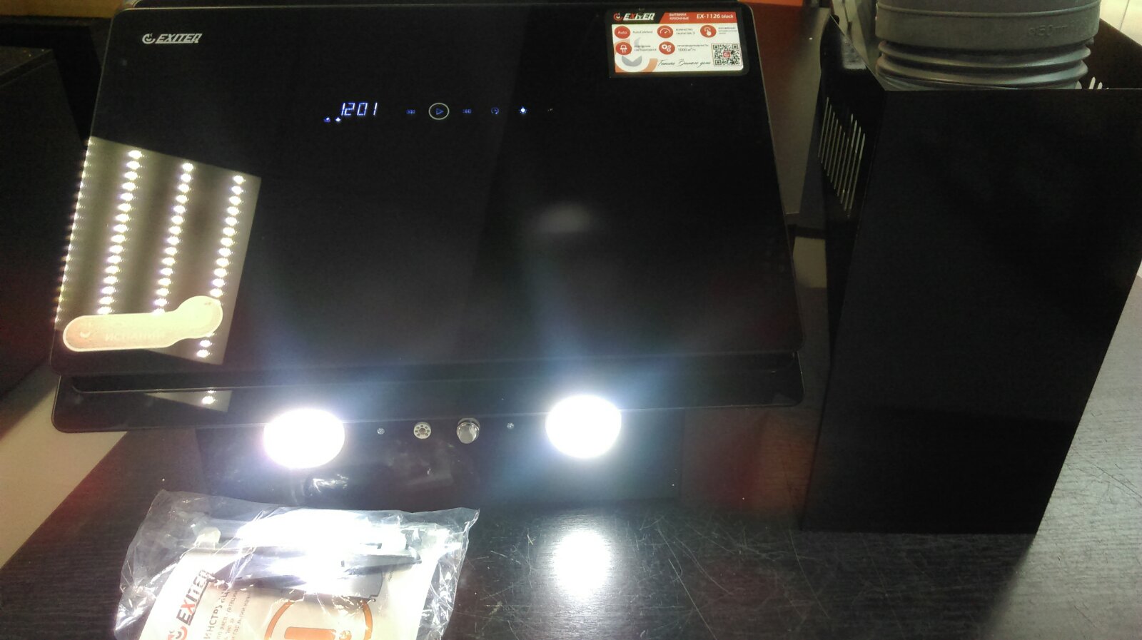 Вытяжка кухонная EXITEQ EX-1126 black Уценка С005415. Фото N2